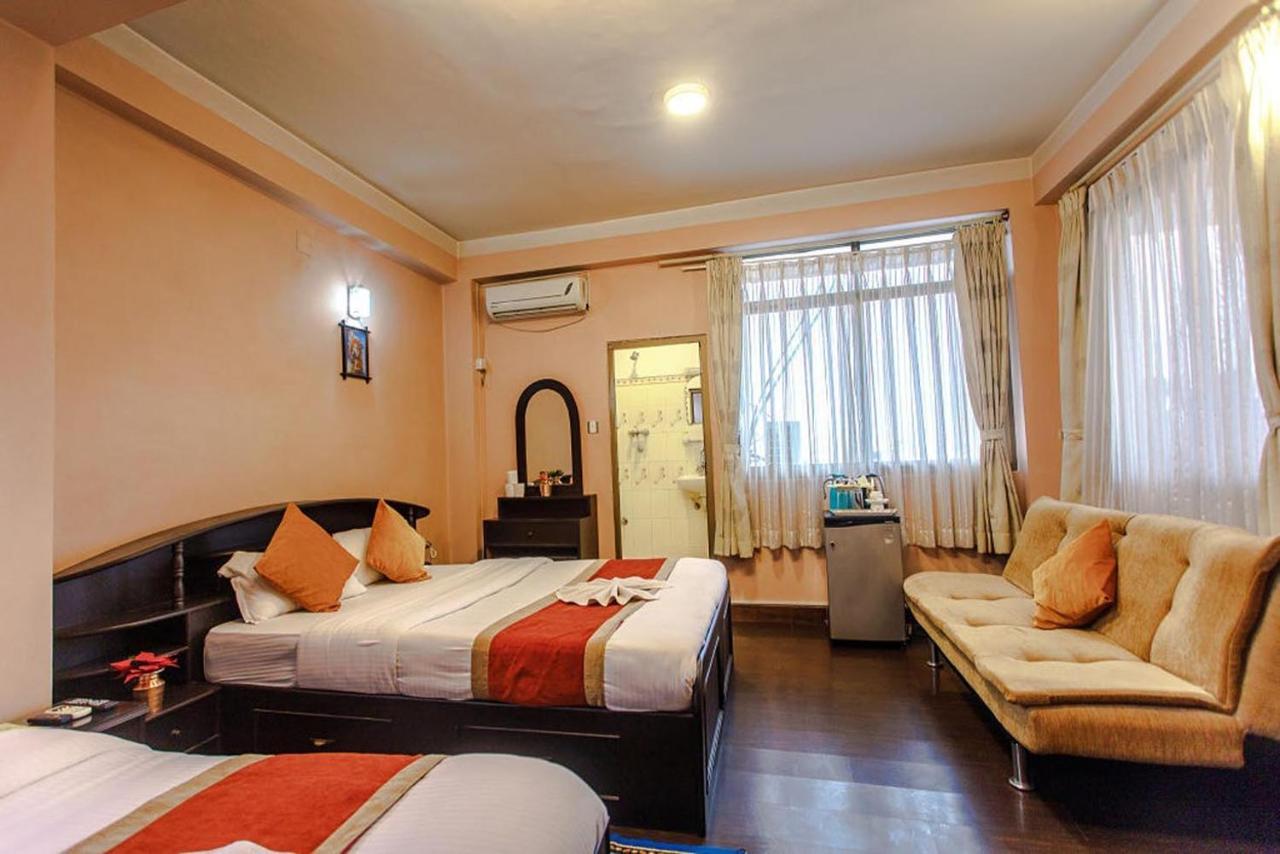 Nepalaya Hotel Катманду Экстерьер фото