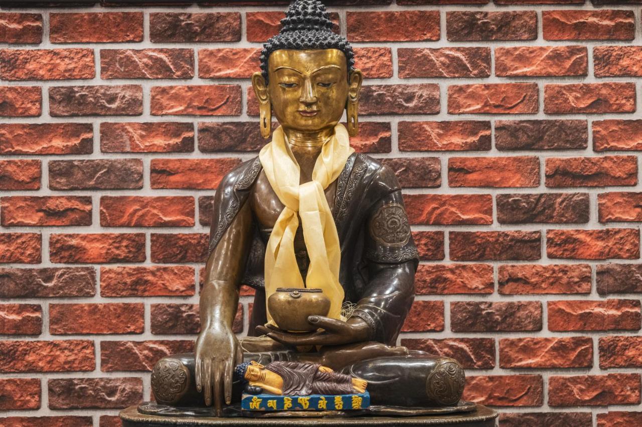 Nepalaya Hotel Катманду Экстерьер фото