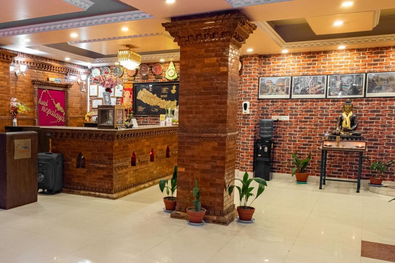 Nepalaya Hotel Катманду Экстерьер фото