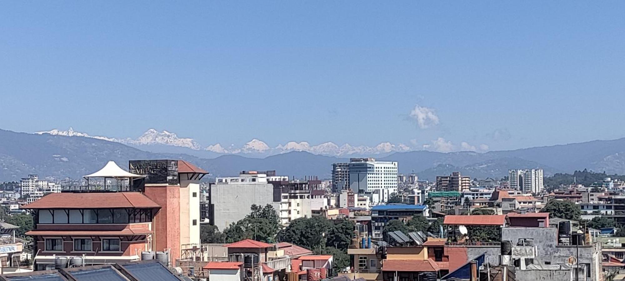 Nepalaya Hotel Катманду Экстерьер фото